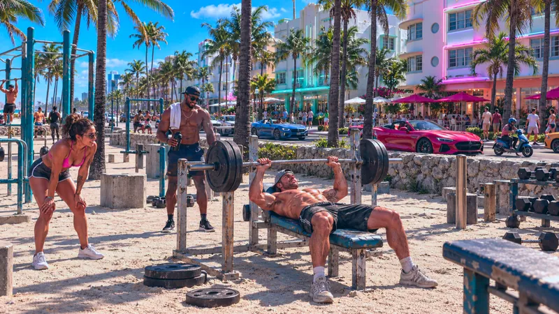 Muscle Beach South Beach outdoor gym, Lummus Park rebuilt in GTA VI style: Muscle Beach South Beach outdoor gym, Lummus Park, rebuilt as a Vice City scene